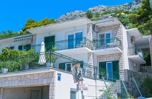 Brela Apartment | Two bedroom apartment with terrace and sea view Brela, Makarska (A-16603-a)