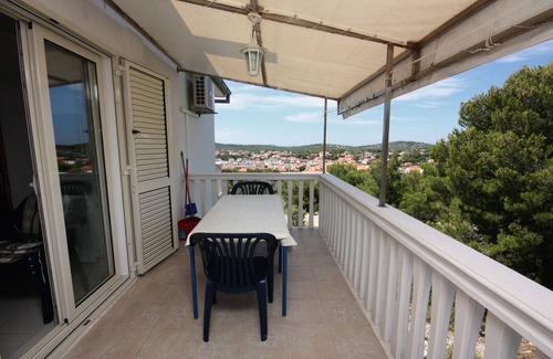 Jezera Apartment | Two bedroom apartment with terrace and sea view Jezera, Murter (A-5079-a)