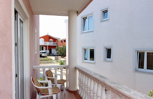Jezera Apartment | Two bedroom apartment with terrace Jezera, Murter (A-5121-a)