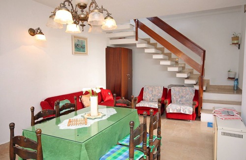 Marina Apartment | Two bedroom apartment with terrace and sea view Marina, Trogir (A-2791-a)