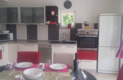 Marina Apartment | Two bedroom apartment with balcony Marina, Trogir (A-14258-a)