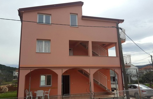 Poljica Apartment | Two bedroom apartment with balcony and sea view Poljica, Trogir (A-14803-b)
