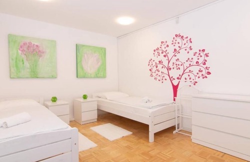 Izola Apartment | Two Bedroom Apartment with Sea View Strawberry Hill Izola