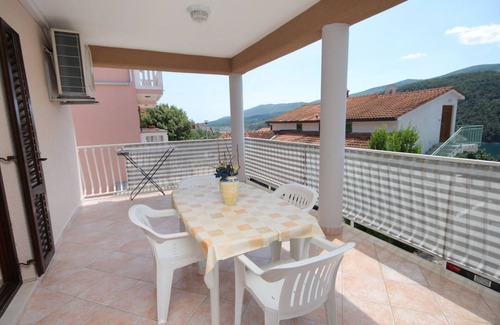 Duga Luka Apartment | Two bedroom apartment with terrace and sea view Duga Luka (Prtlog), Labin (A-5528-a)