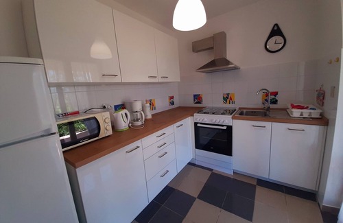 Kapelica Apartment | Two bedroom apartment with terrace Presika, Labin (A-7390-b)
