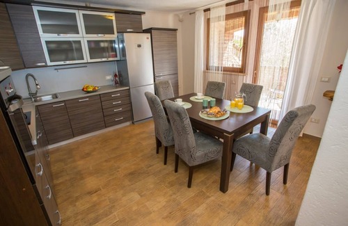 Nova Vas Apartment | Two bedroom apartment with terrace Nova Vas, Poreč (A-14167-a)