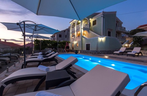 Punat Apartment | Two bedroom apartment with air-conditioning Punat, Krk (A-5345-a)