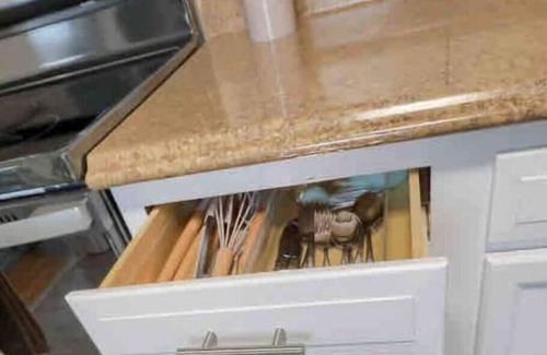 Middletown Apartment | Two Bedroom Apt. with laundry