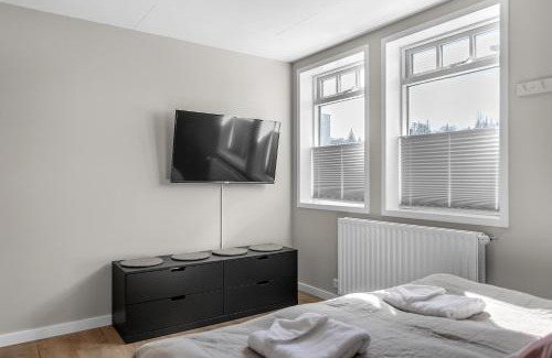 City Center Apartment | Two bedroom downtown apartment with balcony