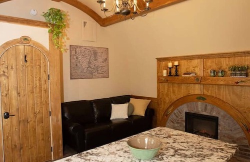 Springvale RV Rental | Two bedroom earth house in United States of America, Sanford