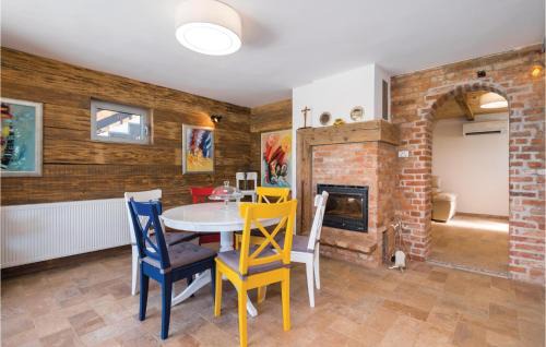 Zagreb House | Two-Bedroom Holiday Home In Zagreb