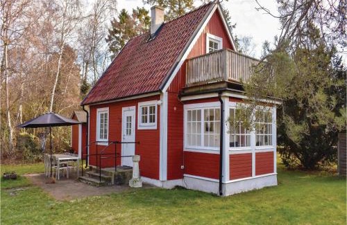 Ljunghusen House | Two-Bedroom Holiday Home In Hollviken