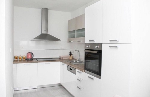 Kastela Apartment | Two bedroom apartment with balcony and sea view Kaštel Kambelovac, Kaštela (A-21372-c)