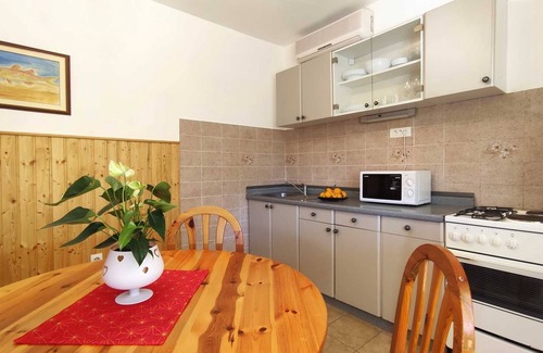 Prizba Apartment | Two bedrooms apartment for 5 persons with sea view