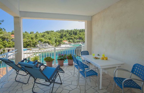 Prizba Apartment | Two bedrooms apartment for 5 persons with sea view