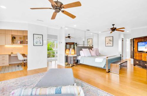 Coral Ridge Apartment | Two-floor Suite Heated pool Dock Access Quiet Neighborhood SaltAire One RESlDENCES
