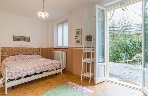 Villa Guardia Apartment | Two floors APT with shared pool and parking!