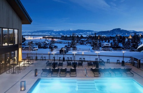 Teton Village Hotel | Two Queen, Gravity Haus, Scenic Views, Skiing Adventure, At Jackson Hole's Foot