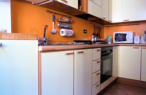 Nebbiuno Apartment | Two-room apartment on two levels in an old paper factory of the early '800