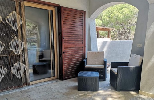 Iscra e Voes House | Two-room apartment a stone's throw from the sea