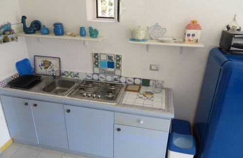 Santa Teresa di Gallura House | TWO-ROOM APARTMENT - FREE ON FOUR SIDES 600 m from the sea - Rena Majore (S. Teresa)