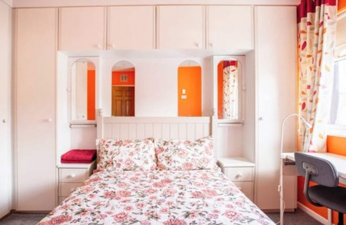Dublin House | Two rooms in house in Kilnamanagh