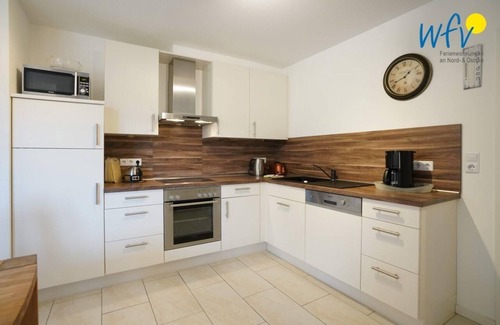 Borkum House | Two separate bedrooms and a terrace with garden!