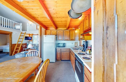 Port Clyde House | Two-story, dog-friendly home with deck & bay views- near the ocean