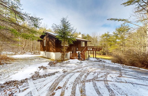 Maplecrest House | Two-story home with a fireplace & deck - across the street from lake access