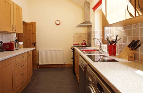 Glandyfi House | Ty ar y Mynydd in Machynlleth
