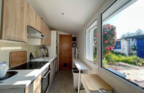 Quiberon House | Ty Camelia-Draps included-4p-Wifi-Enclosed garden
