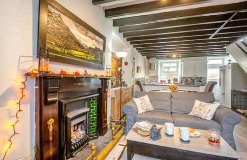 Manod House | Ty Manod - Three Bedroom House, Sleeps 4