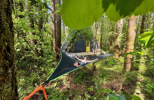 Skykomish Ski Chalet | Tye Haus | Iconic A-Frame Near Trails, River & MTB