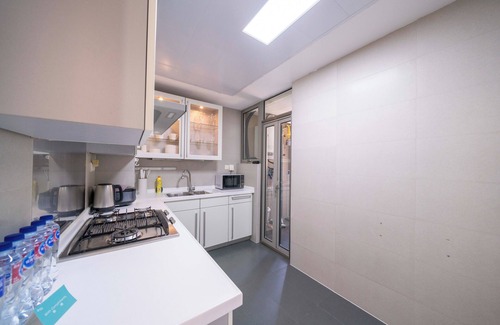 Xujiahui Bed & Breakfast | Tyms 3BR Family Haven Yongxin Century