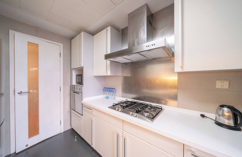 Xujiahui Bed & Breakfast | Tyms Modern 3BR 2BA Apt Near Metro
