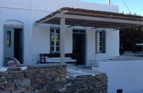 Apollonia House | Typical family house, fully restored in the heart of Apollonia in Sifnos.