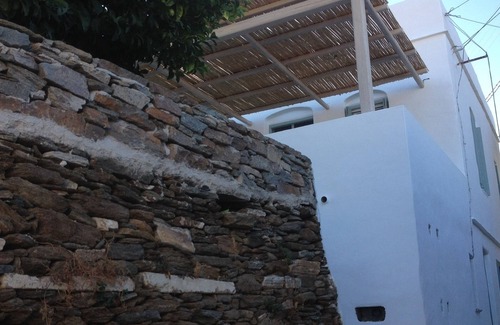 Apollonia House | Typical family house, fully restored in the heart of Apollonia in Sifnos.