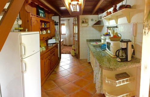 Icod de los Vinos Cottage | TYPICAL HOUSE CANARIA in stone and wooden ceilings Ideal for Families or Couples