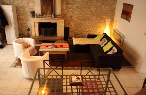 Dolus-d'Oleron House | Typical house, in the center of a small Oleron village, close to the beach.