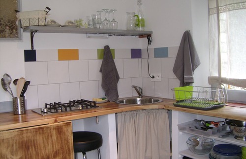 Apt Cottage | TYPICAL PROVENCAL GITE FOR 2 PEOPLE WITH GARDEN AND POOL