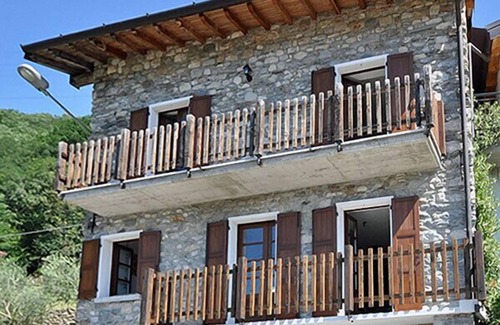 Sorico House | Typical rustico with garden and wonderful view of Lake Como and pool