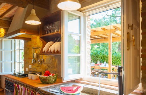 Capannori House | Typical Tuscan house: swimming pool enclosed garden air conditioning fireplace
