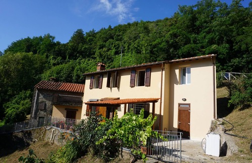 Pescaglia Cottage | Typical Tuscan house near the famous walled town of Lucca