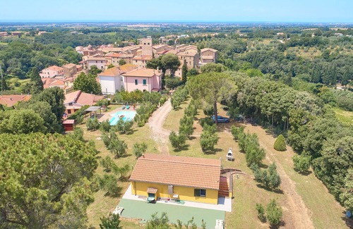 Bibbona House | Typical Tuscan house with pool, on top of a hill, great view