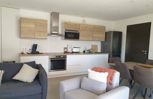 Coti-Chiavari House | U caseddu di a Castagna, Un cocoon au bord de mer