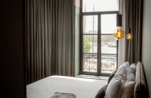 De Kaaien Hotel | U Eat & Sleep Antwerp