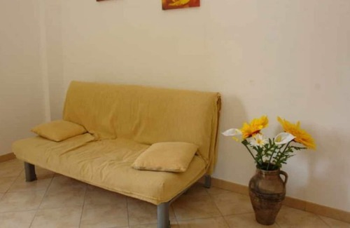 Gazzelli Apartment | U Rundo Mimosa. Swimmingpool - open from 15/05 Terrace Small garden Internet-Access