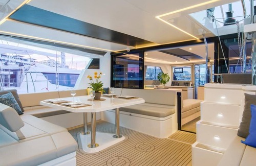 Estate Kings Quarter Boat Rental | U.S. Virgin Islands Yacht Vacation - All-inclusive with Captain and Chef