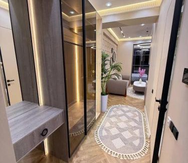 Kanimekh District Apartment | U Tower