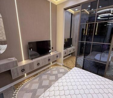 Kanimekh District Apartment | U Tower